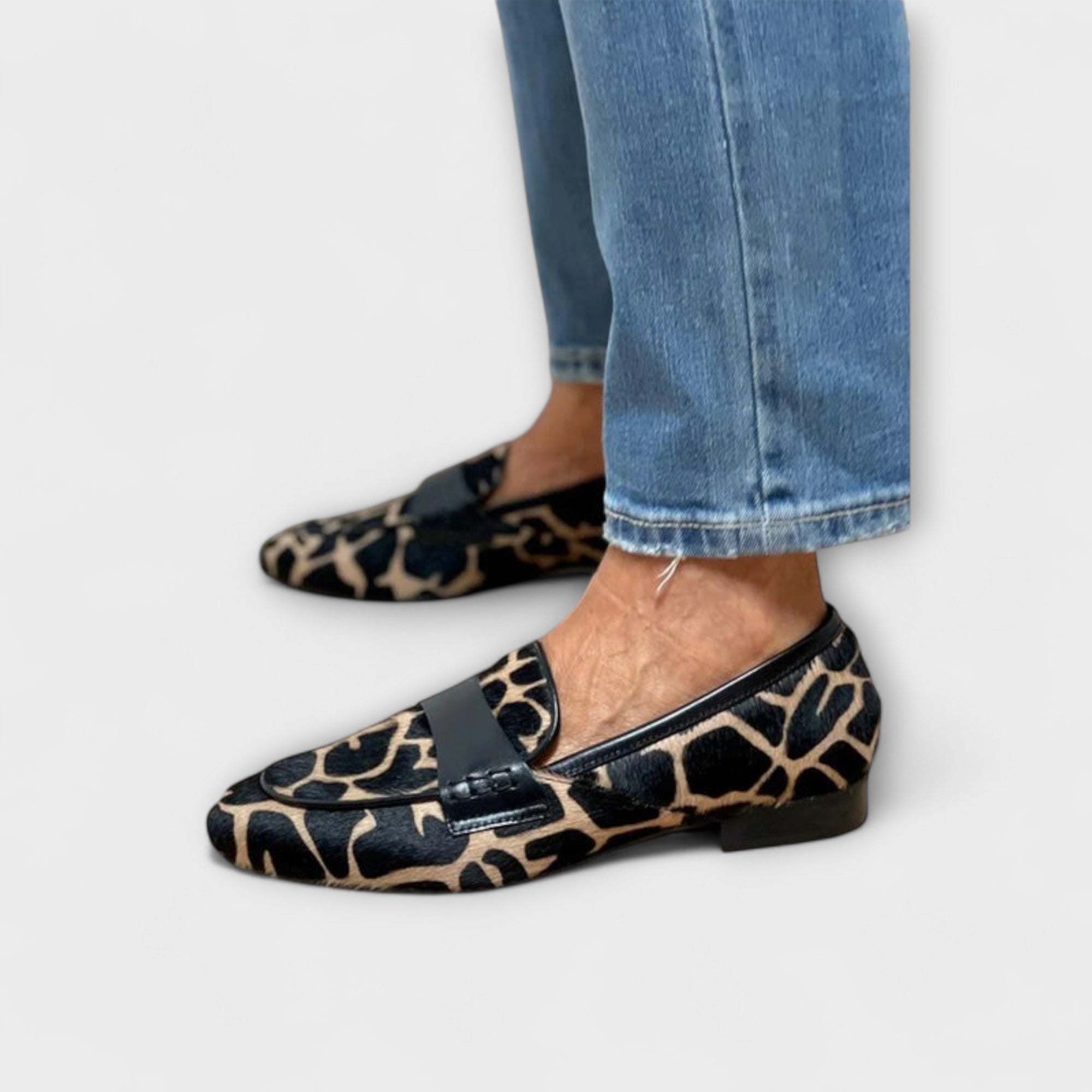 Haisley | Statement loafers med dyremønster
