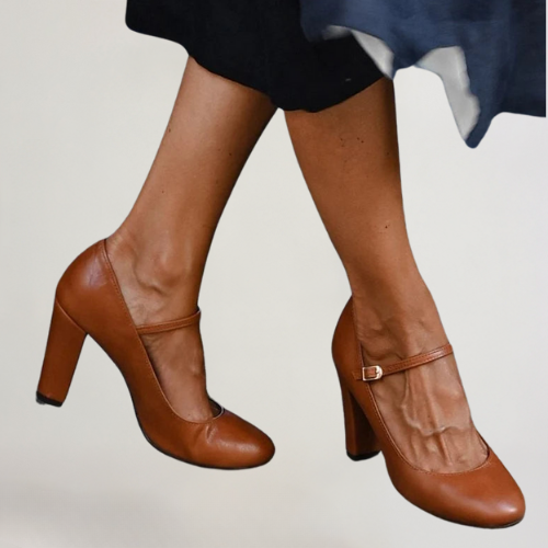 Hildgunn | Klassiske Mary Jane-sko i karamellbrunt skinn