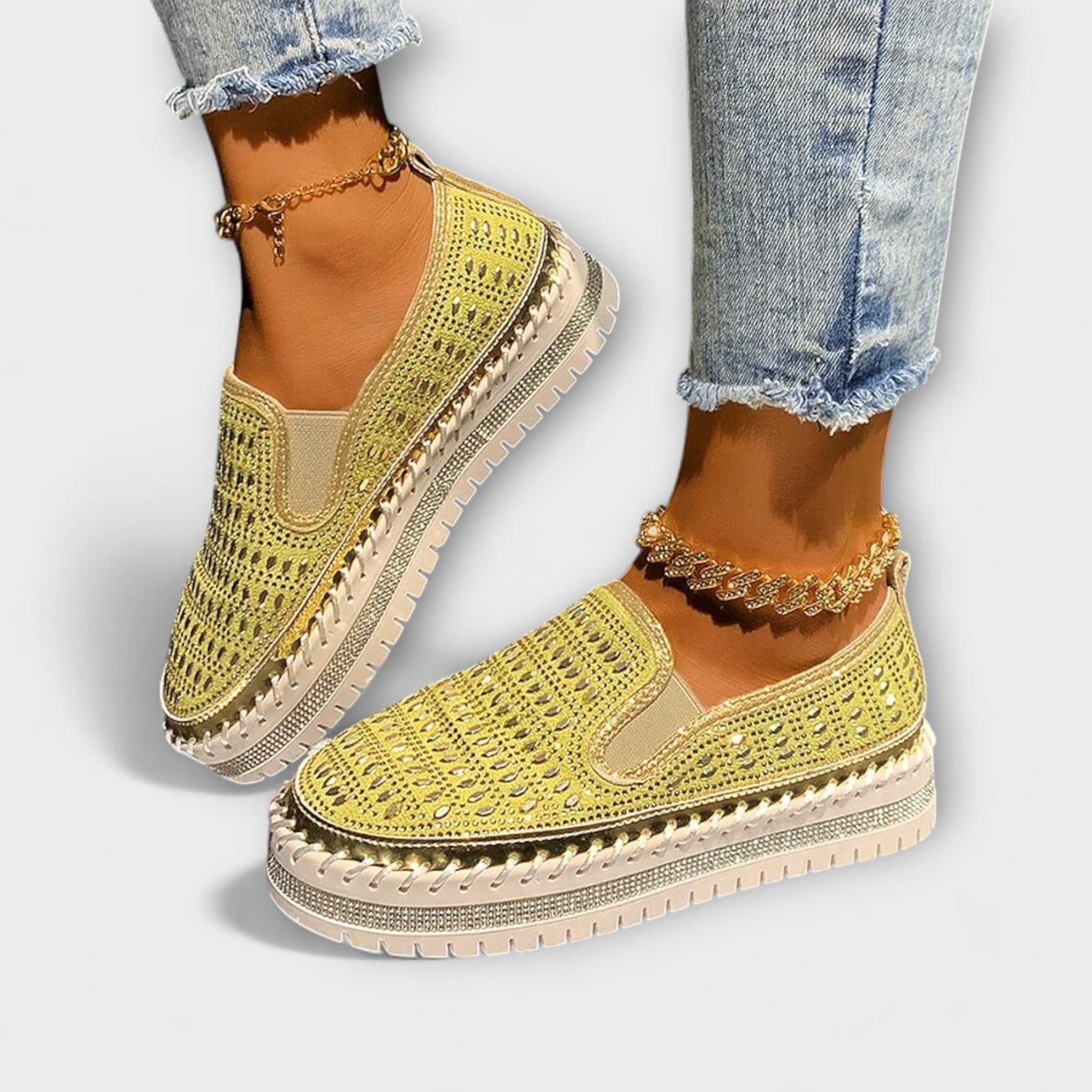 Thalia | Slip-on med perforert glamdesign